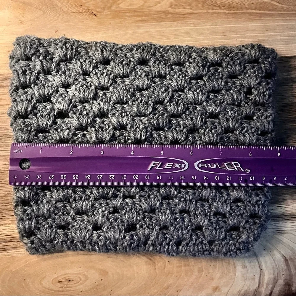 Handcrafted Gray Crocheted Book Cover